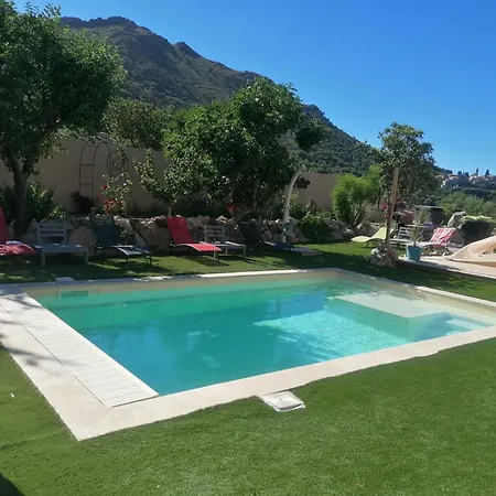 A Casa Assulanata Bed & Breakfast Santa-Reparata-di-Balagna